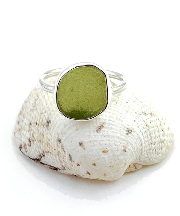 Green Sea Glass Ring Simple Round Band - Size 6.5