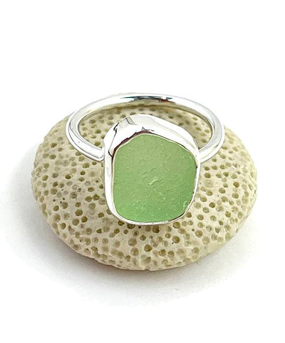 Soft Mint Green Sea Glass Ring Simple Round Band - Size 8