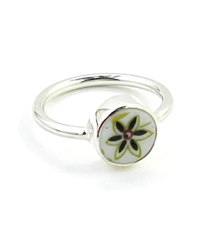 Simple Green & Brown Flower Vintage Pottery Ring- Size 5