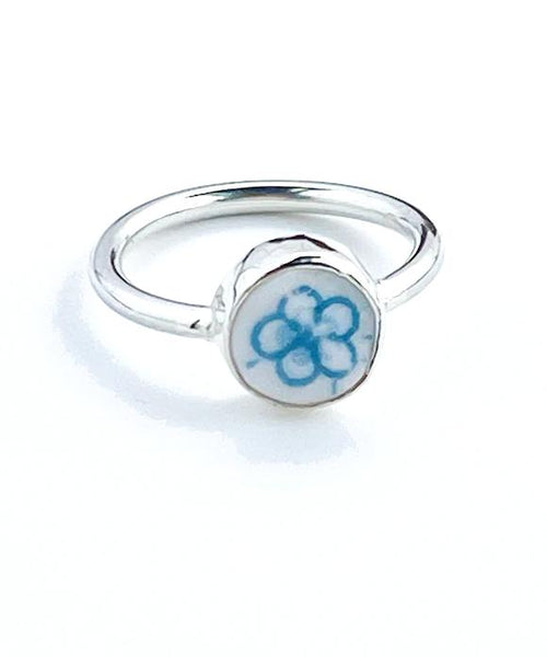 Aqua Blue Flower Vintage Pottery Oval Ring- Size 4.5