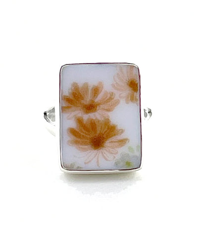 Soft Orange Daisy Vintage Pottery Ring- Size 6