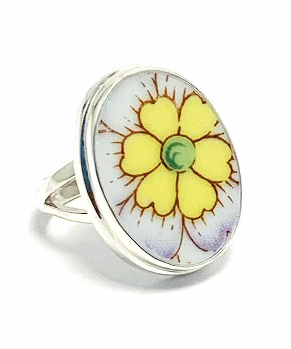 Lavender and Yellow Flower Vintage Pottery Ring- Size 7