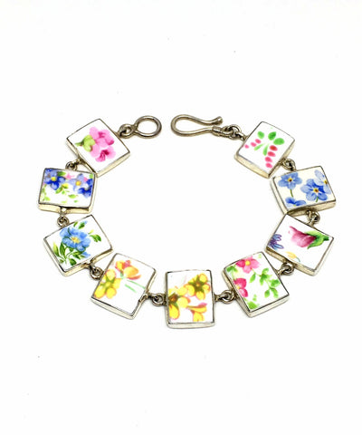 White Floral Vintage Pottery Bracelet - 7 1/2