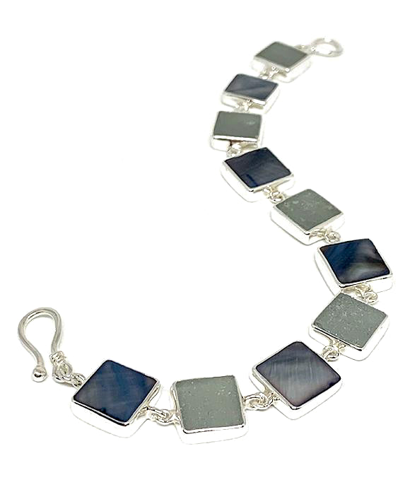 Grey Sea Glass with Grey Mother of Pearl - 7 3/4