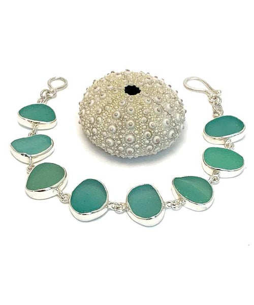 Shades of Soft Turquoise Green Sea Glass Bracelet - 7 1/2