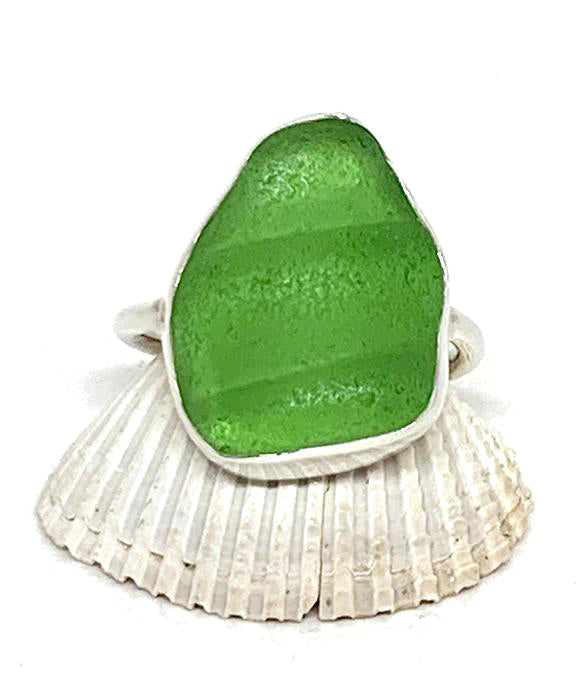 Textured Chunky Bright Green Sea Glass Ring - Size 7