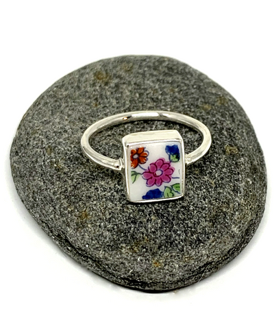Tiny Flowers Vintage Pottery 