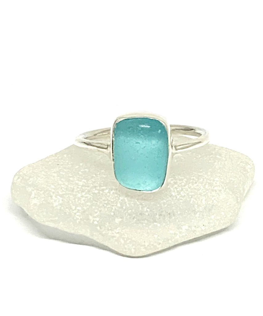 Bright Aqua Sea Glass 
