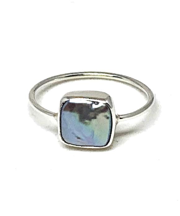 Grey Square Pearl 