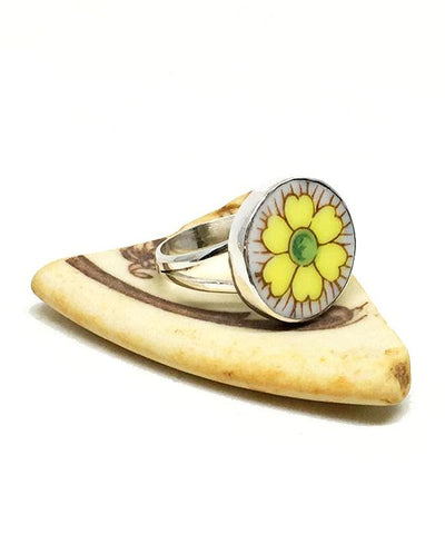 Yellow and Light Purple Flower Round Vintage Pottery Ring- Size 6.5