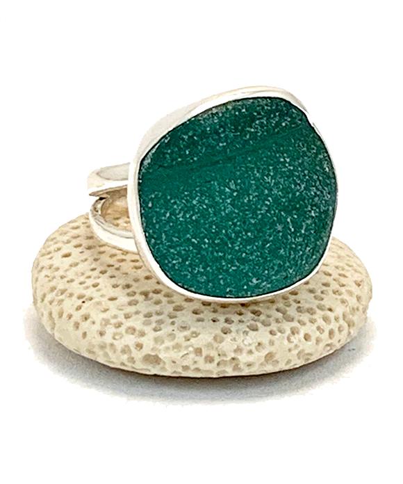 Large Textured Forest Green Sea Glass Split Band Ring - Size 7.5